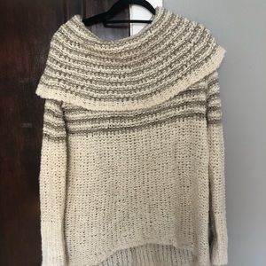 Free People cream knit sweater. Size XS.